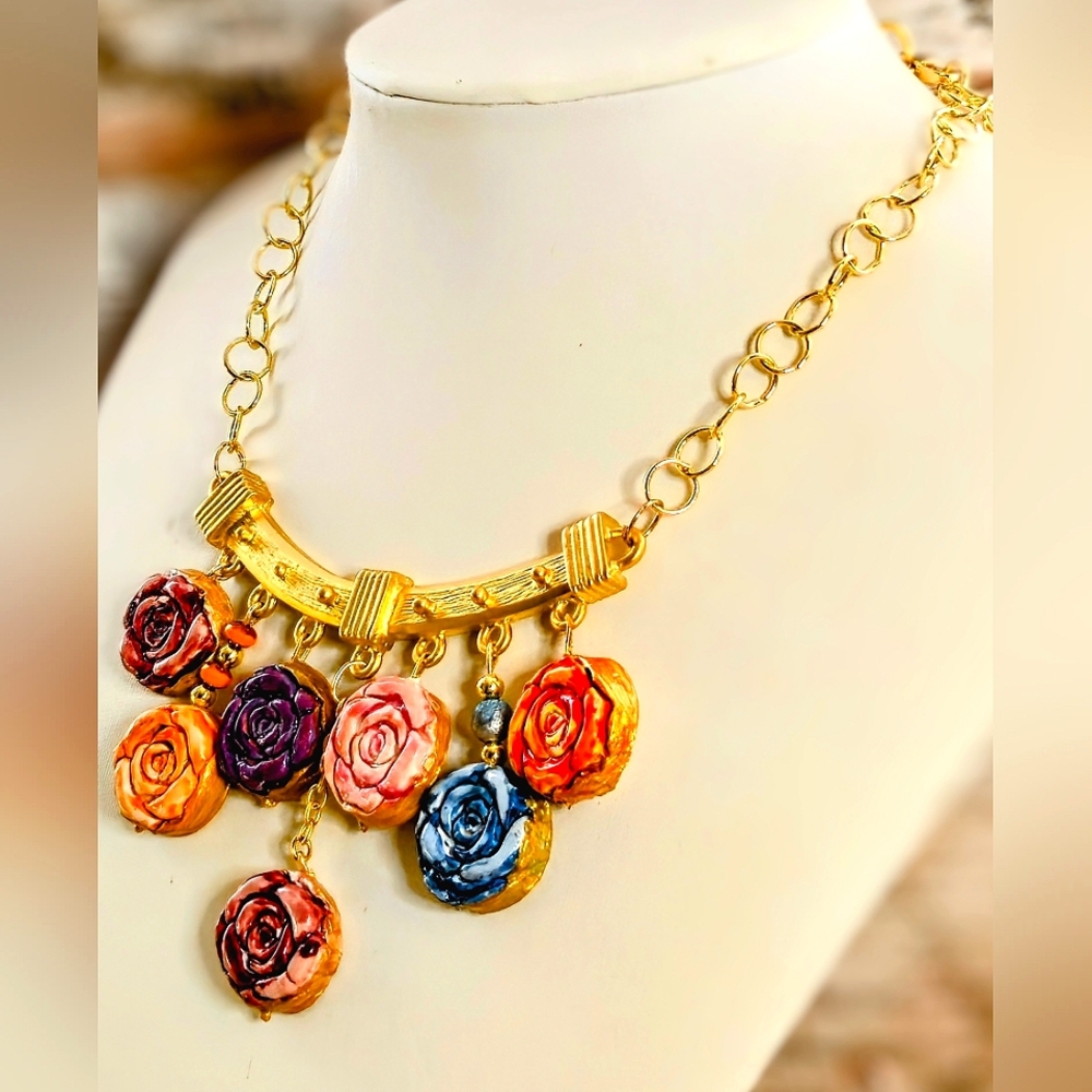 Kisses From Dried Roses In Handpainted Clay Cottagecore Gold Plated Necklace - Picture 2 of 9